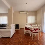 Door 3bdr Flat Centre Nicosia