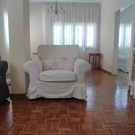 Upper House Centre *