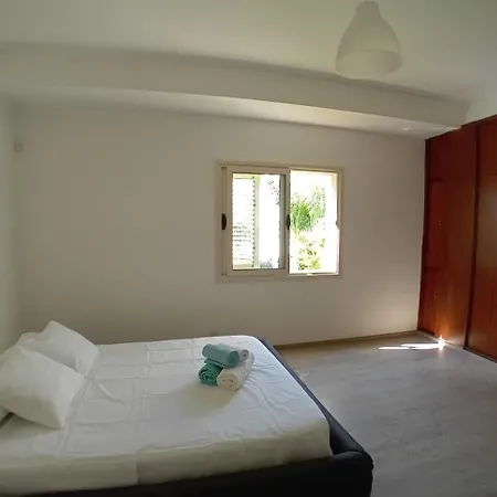 Apartmán Door 3bdr Flat Centre