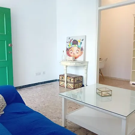 Door 3bdr Flat Centre Apartmán