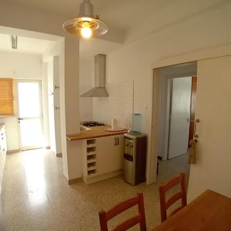 Apartment Upper House Centre
