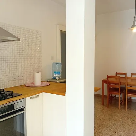 Apartment Upper House Centre *