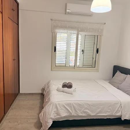 Door 3bdr Flat Centre Nicosie