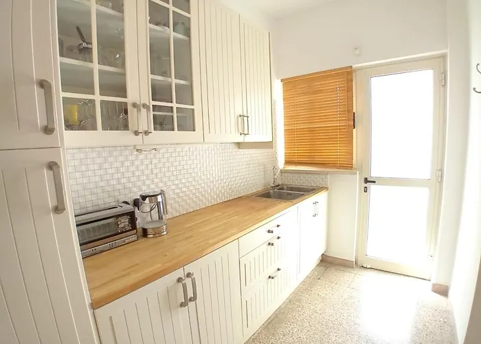 Door 3bdr Flat Centre Appartement