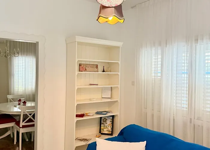 Door 3bdr Flat Centre Appartement *